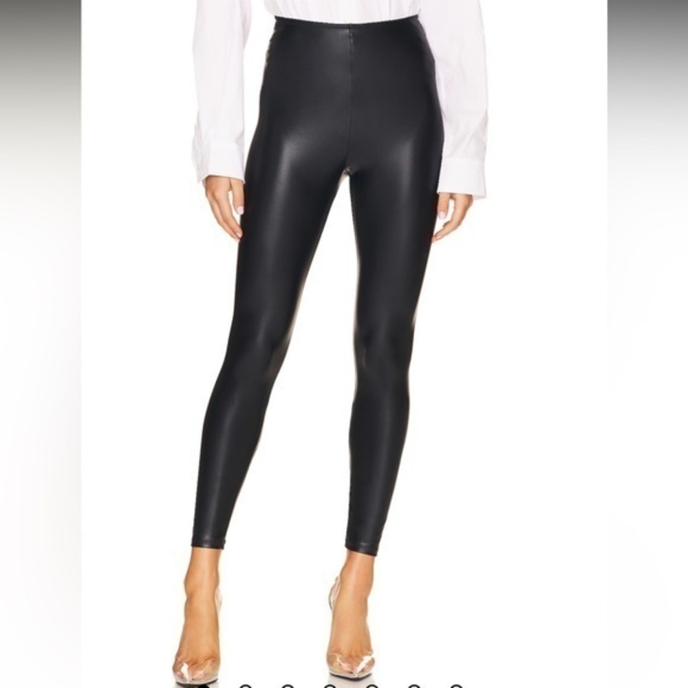 Commando Sleek Matte Metallic Oxide Faux Leather Black Leggings